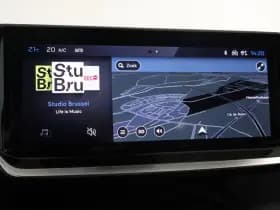Peugeot 2008 1.2 Hybride 145 Allure | 360 Camera | Luxe thumbnail 26
