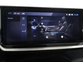 Peugeot 2008 1.2 Hybride 145 Allure | 360 Camera | Luxe thumbnail 28