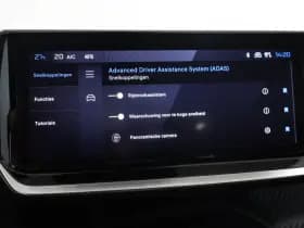 Peugeot 2008 1.2 Hybride 145 Allure | 360 Camera | Luxe thumbnail 29