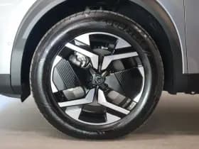 Peugeot 2008 1.2 Hybride 145 Allure | 360 Camera | Luxe thumbnail 5