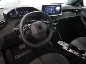 Peugeot 2008 1.2 Hybride 145 Allure | 360 Camera | Luxe thumbnail 7