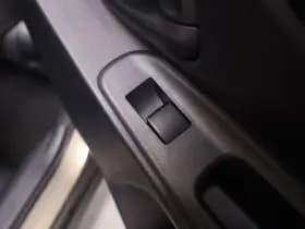 Toyota Yaris Cross 1.5 Hybrid Executive | 1e Eigenaar | Panodak thumbnail 34