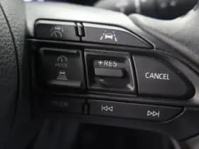 Toyota Yaris Cross 1.5 Hybr 130 Dynamic | Comfort Pack | Winter Pack thumbnail 12