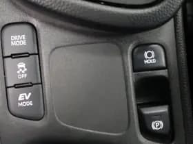 Toyota Yaris Cross 1.5 Hybr 130 Dynamic | Comfort Pack | Winter Pack thumbnail 22