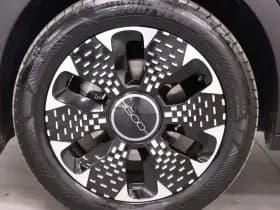 Fiat 600 1.2 Hybrid La Prima | Automaat | Luxe thumbnail 5