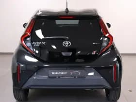 Toyota Aygo X Hybrid 115 GR Sport | MY26 | €1.250 Voordeel thumbnail 4