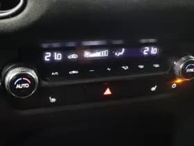 Mazda CX-30 thumbnail 12