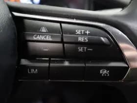 Mazda CX-30 thumbnail 17