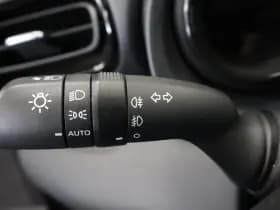 Toyota Yaris thumbnail 11