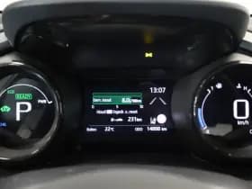 Toyota Yaris thumbnail 13