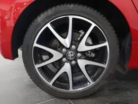Toyota Yaris thumbnail 26