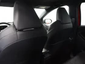 Toyota Yaris thumbnail 8