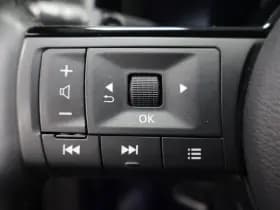 Nissan Qashqai thumbnail 14