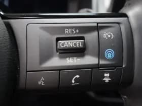 Nissan Qashqai thumbnail 15