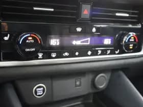 Nissan QASHQAI 1.3 MHEV X Tekna + | Pano | HUD | Leder thumbnail 29