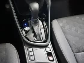 Toyota Yaris thumbnail 24