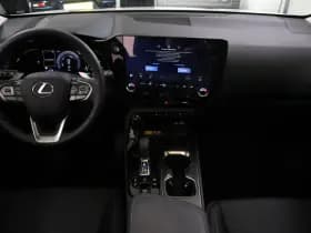 Lexus NX thumbnail 13