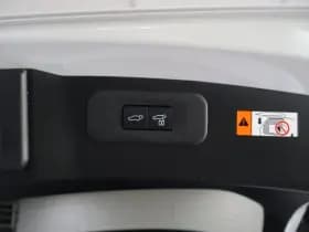 Lexus NX thumbnail 30