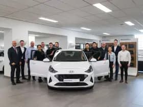 Lexus NX thumbnail 37