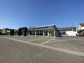 Lexus NX thumbnail 38