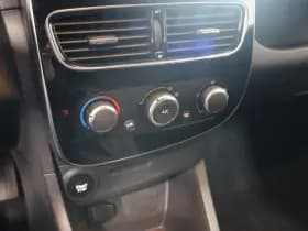 Renault Clio thumbnail 17