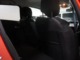 Renault Clio thumbnail 30