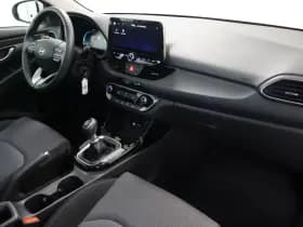 Hyundai i30 thumbnail 10