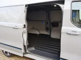 Ford E-Transit Custom thumbnail 26