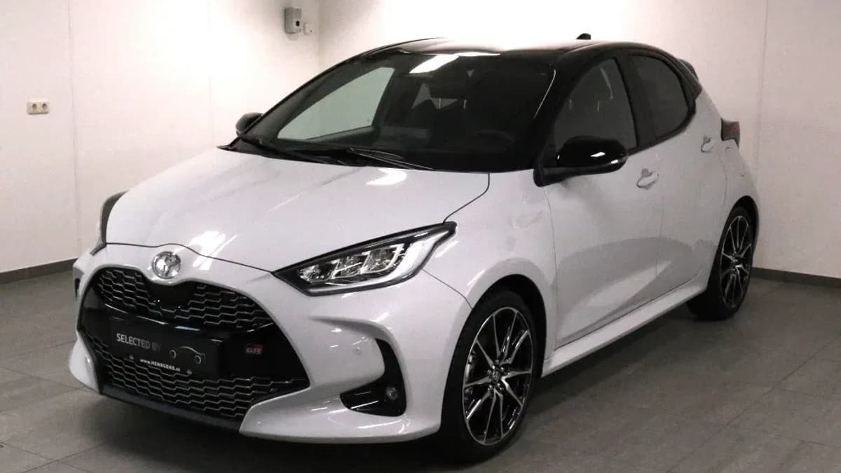 Toyota Yaris 1.5 Hybrid 130 GR Sport Plus Pack — foto 1