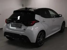 Toyota Yaris 1.5 Hybrid 130 GR Sport Plus Pack thumbnail 3