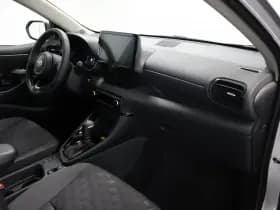 Toyota Yaris 1.5 Hybride 115 Dynamic + Comfortpack | €3.000 voordeel! thumbnail 11