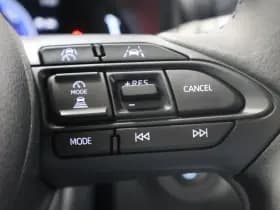 Toyota Yaris 1.5 Hybride 115 Dynamic + Comfortpack | €3.000 voordeel! thumbnail 19