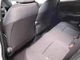 Toyota Yaris 1.5 Hybride 115 Dynamic + Comfortpack | €3.000 voordeel! thumbnail 9