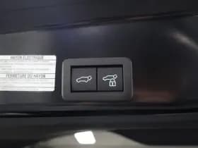 Toyota Yaris Cross 1.5 Hybride 130 GR Sport | Two-Tone thumbnail 32