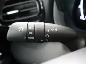 Toyota Yaris 1.5 Hybride 115 Dynamic met Comfort Pack | €3.000 thumbnail 21