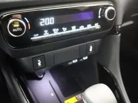 Toyota Yaris 1.5 Hybride 115 Dynamic met Comfort Pack | €3.000 thumbnail 27