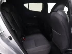 Toyota C-HR 1.8 Hybrid Dynamic | Dodehoekdetectie | PDC thumbnail 12