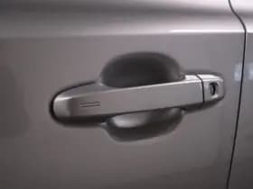 Toyota C-HR 1.8 Hybrid Dynamic | Dodehoekdetectie | PDC thumbnail 34