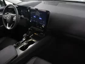 Lexus NX 450h+ AWD Luxury Line | Explorer Pack thumbnail 15