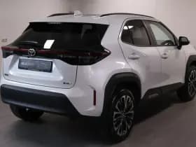 Toyota Yaris Cross 1.5 Hybride 130 Executive | Elektrisch Achterklep thumbnail 3