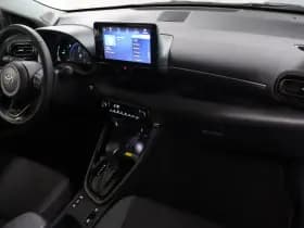 Toyota Yaris 1.5 Hybride 115 Dynamic met Comfort Pack | €3.000 thumbnail 8