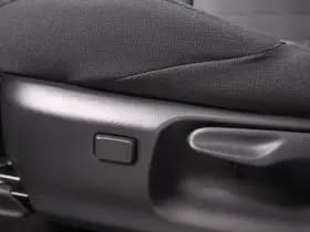 Toyota Corolla Cross Hybrid 200 Style thumbnail 15