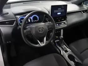 Toyota Corolla Cross Hybrid 200 Style thumbnail 5