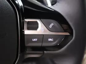 Peugeot 2008 1.2 Hybride 145 Allure | 360 Camera | Luxe thumbnail 16