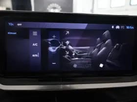 Peugeot 2008 1.2 Hybride 145 Allure | 360 Camera | Luxe thumbnail 23