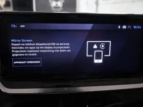 Peugeot 2008 1.2 Hybride 145 Allure | 360 Camera | Luxe thumbnail 24