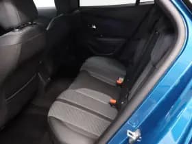 Peugeot 2008 1.2 Hybride 145 Allure | 360 Camera | Luxe thumbnail 9