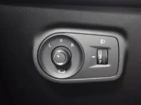MG ZS thumbnail 12