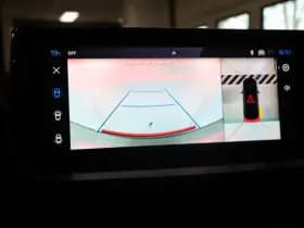 Peugeot 2008 1.2 Hybride 145 Allure | 360 Camera | Luxe thumbnail 29