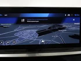 Peugeot 2008 1.2 Hybride 145 Allure | 360 Camera | Luxe thumbnail 20